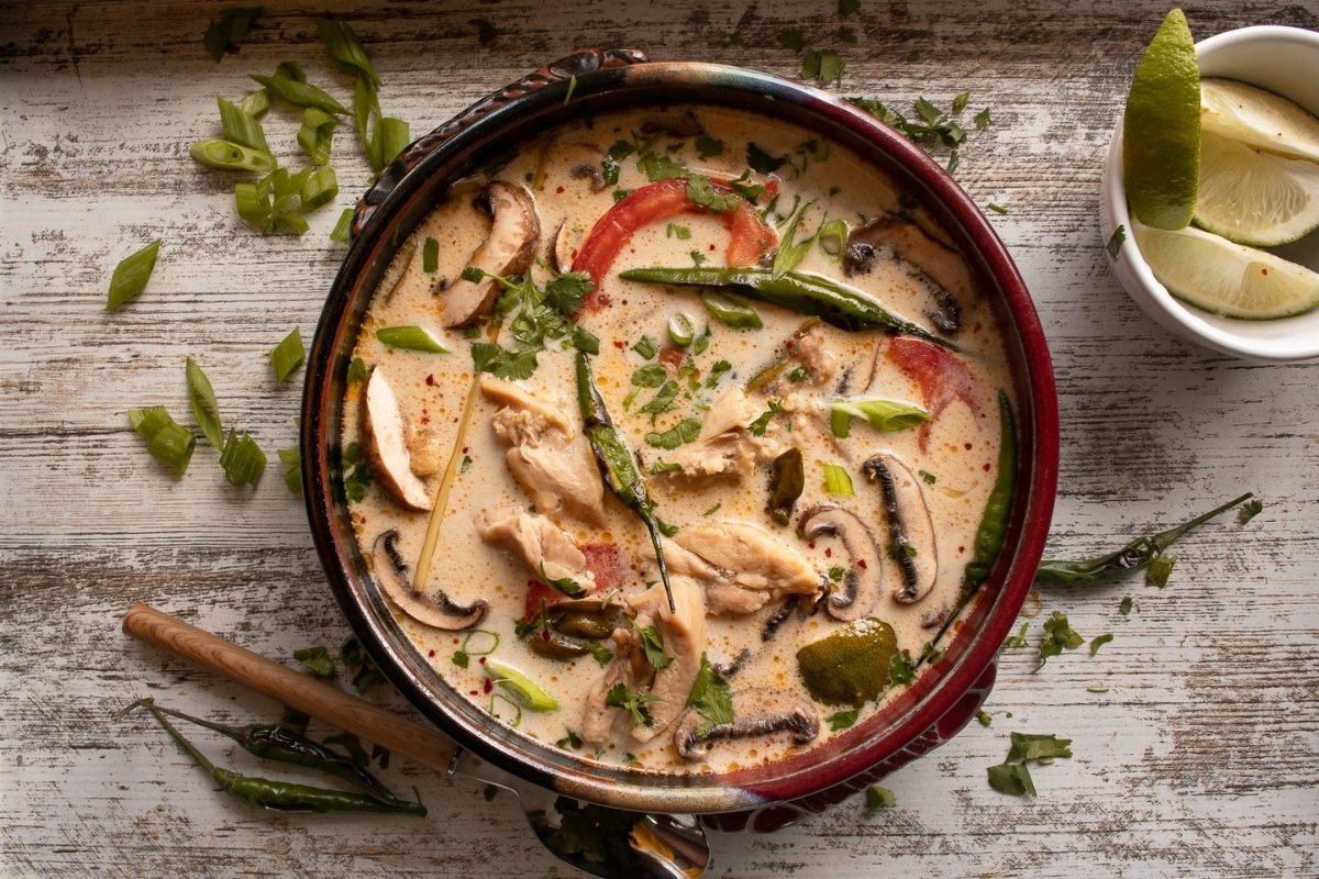 tom-kha-gai-opskrift