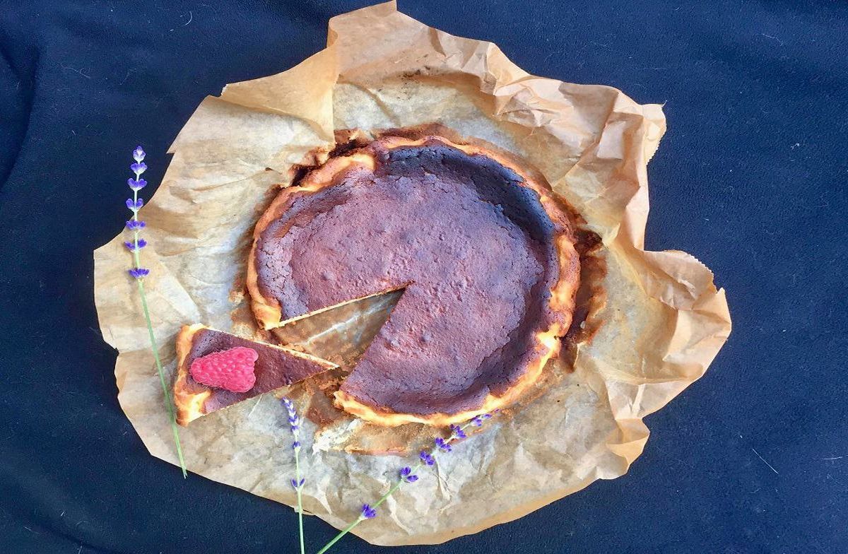 basque-cheesecake-opskrift