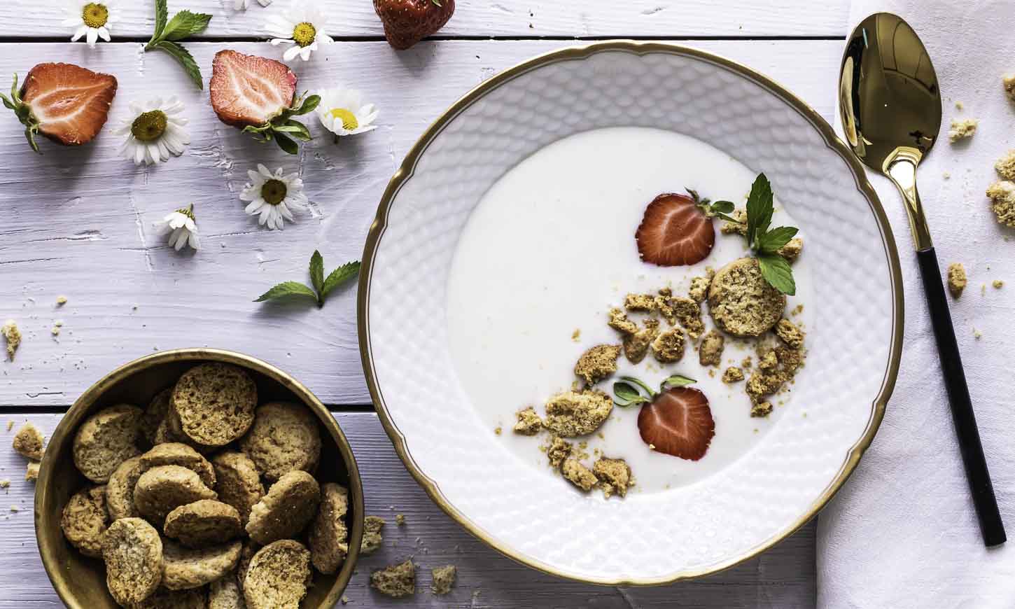 hjemmelavet-koldskaal-uden-aeg-opskrift