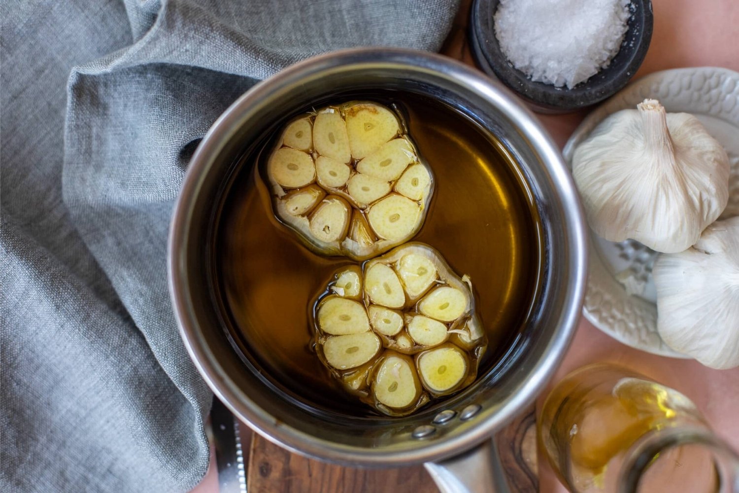 hvidloegsolie-opskrift